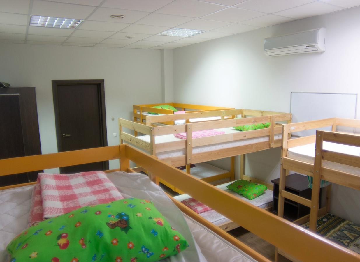 Gde Spat Hostel Екатеринбург Екстериор снимка